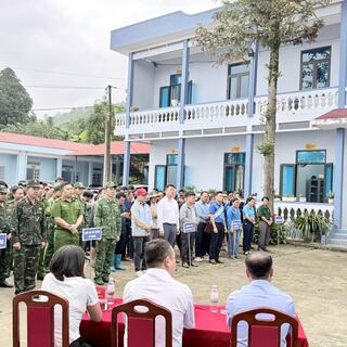 HOẠT ĐỘNG LÃNH ĐẠO