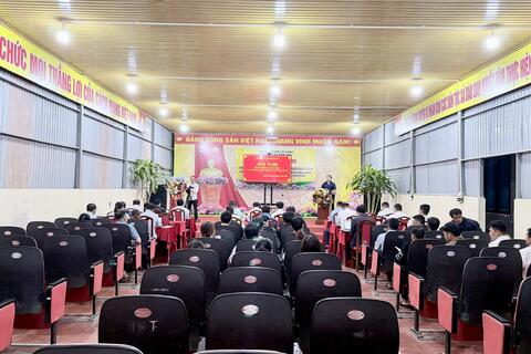 ĐẢNG ỦY XÃ DÀO SAN TỔ CHỨC HỘI NGHỊ QUÁN TRIỆT CÁC VĂN BẢN CỦA TRUNG ƯƠNG, TỈNH ỦY VÀ ĐẢNG ỦY XÃ