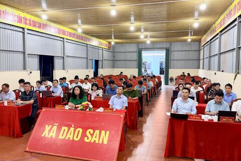 XÃ DÀO SAN THAM DỰ HỘI NGHỊ TOÀN QUỐC NGHIÊN CỨU, HỌC TẬP, QUÁN TRIỆT, TRIỂN KHAI THỰC HIỆN CÁC NGHỊ QUYẾT, CHỈ THỊ CỦA BỘ CHÍNH TRỊ
