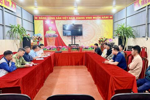 UBND XÃ DÀO SAN LÀM VIỆC VỚI CÁC HỘ DÂN LIÊN QUAN ĐẾN KHU VỰC BÃI ĐỔ THẢI PHỤC VỤ DỰ ÁN TRƯỜNG PHỔ THÔNG NỘI TRÚ LIÊN CẤP