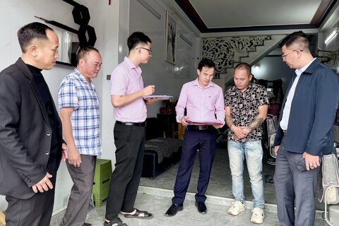 DÀO SAN KIỂM TRA, GIÁM SÁT HOẠT ĐỘNG TÍN DỤNG CHÍNH SÁCH TẠI BẢN SIN CHẢI.