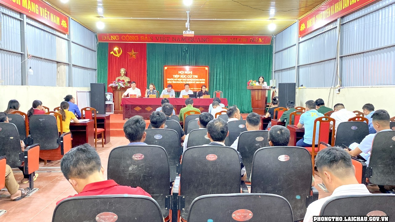 Đoàn đại biểu HĐND tỉnh, huyện tiếp xúc cử tri tại  xã Dào San