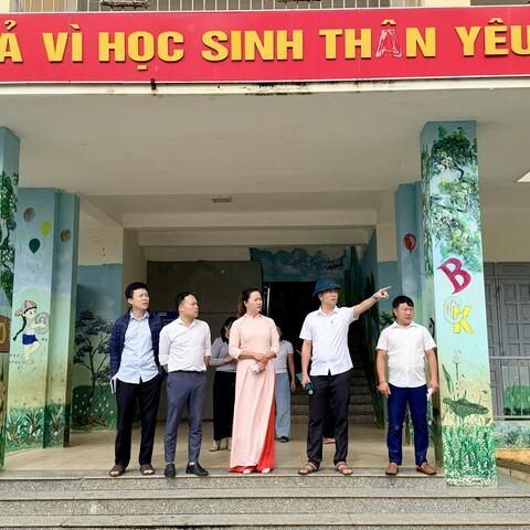 CHỦ TỊCH UBND XÃ DÀO SAN KIỂM TRA CÔNG TÁC CHUẨN BỊ NĂM HỌC MỚI TẠI CÁC TRƯỜNG HỌC TRÊN ĐỊA BÀN