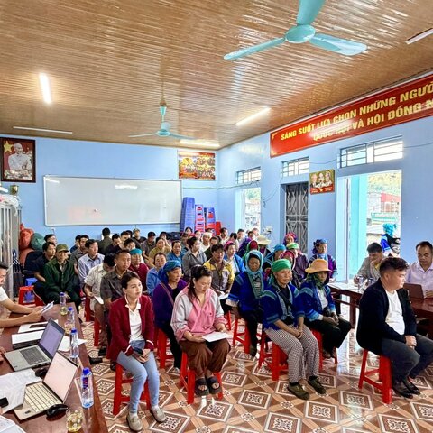 XÃ DÀO SAN TỔ CHỨC HỘI NGHỊ ĐỐI THOẠI VỚI CÁC HỘ KINH DOANH, TIỂU THƯƠNG TẠI CHỢ DÀO SAN.