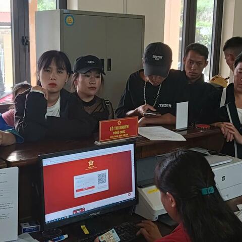 Ủy ban nhân dân xã Dào San đẩy mạnh công tác triển khai, tuyên truyền và giải quyết thủ tục hành chính phục vụ nhân dân